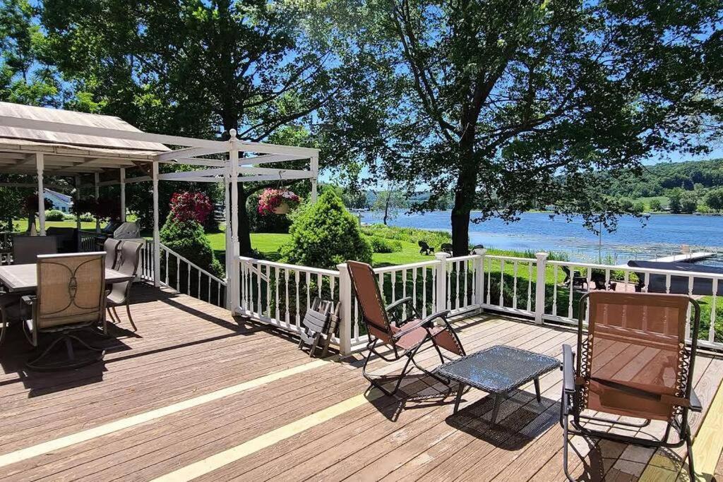 Spacious Lakefront - Remodeled, Views & All Amenities Included Skaneateles Εξωτερικό φωτογραφία